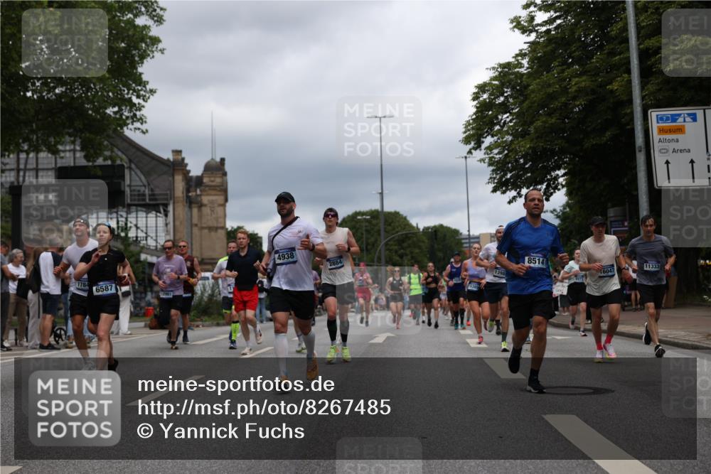 29.06.2025 - hella hamburg halbmarathon Yannick Fuchs http://msf.ph/oto/8267485 29.06.2025 10:48:52 20KM 1125, 1327, 1496, 1506, 1628, 2029, 2119, 2474, 2561, 2771, 2884, 2955, 3041, 3652, 3791, 3794, 3945, 4029, 4231, 4868, 4903, 4938, 5319, 6355, 6433, 6443, 6587, 6891, 6938, 8487, 8514, 8698, 8973, 10191, 10192, 10368, 10376, 11184, 11333, 11568, 11747, 11797, 11799, 11976, 12186, 12526, 12584, 12961, 13267, 13988, 14036, 14175, 14592, 14638, 14834, 14845, 14948, 15389, 15854, 15868, 15879, 16047, 16327, 17842, 18031, 18380 meine-sportfotos.de