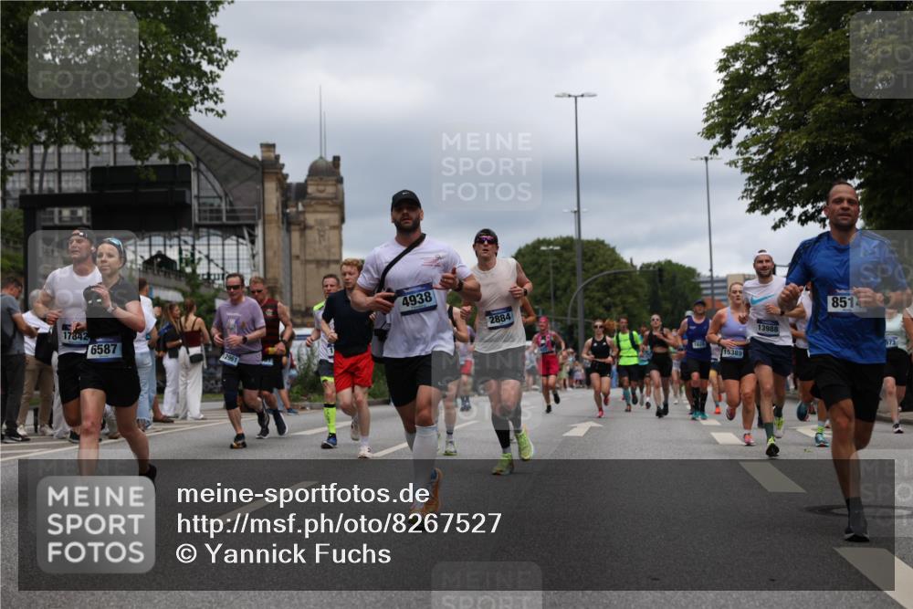 29.06.2025 - hella hamburg halbmarathon Yannick Fuchs http://msf.ph/oto/8267527 29.06.2025 10:48:52 20KM 1125, 1327, 1496, 1506, 1628, 2029, 2119, 2474, 2561, 2771, 2884, 2955, 3041, 3652, 3791, 3794, 3945, 4029, 4231, 4868, 4903, 4938, 5319, 6355, 6433, 6443, 6587, 6891, 6938, 8487, 8514, 8698, 8973, 10191, 10192, 10368, 10376, 11184, 11333, 11568, 11747, 11797, 11799, 11976, 12186, 12526, 12584, 12961, 13267, 13988, 14036, 14175, 14592, 14638, 14834, 14845, 14948, 15389, 15854, 15868, 15879, 16047, 16327, 17842, 18031, 18380 meine-sportfotos.de
