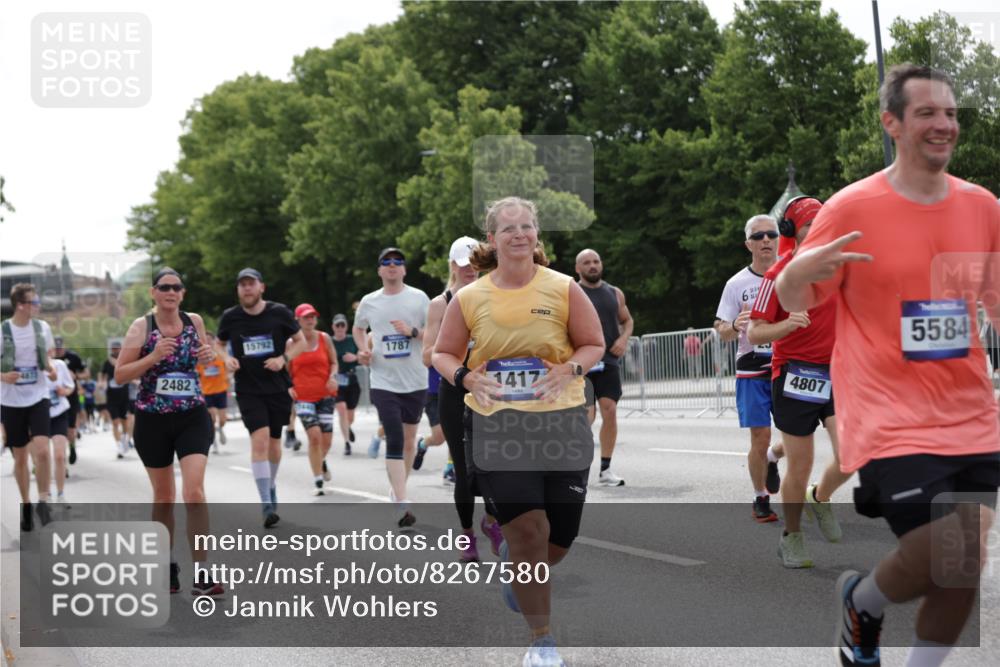 29.06.2025 - hella hamburg halbmarathon Jannik Wohlers http://msf.ph/oto/8267580 29.06.2025 10:33:36 Lombardsbrücke 1417, 1705, 1787, 2265, 2482, 2496, 2526, 2933, 3264, 3340, 3345, 3829, 3848, 4479, 4807, 4942, 5561, 5566, 5584, 5691, 6364, 6515, 6516, 6956, 7027, 7565, 8202, 8277, 8375, 8377, 8383, 8401, 9094, 9875, 9995, 10007, 10071, 10800, 11092, 11111, 11237, 11432, 11642, 11668, 12330, 12562, 13401, 13485, 13535, 13741, 13934, 14032, 14058, 14873, 14919, 15792, 15845, 16115, 16578, 17440, 17953, 18044, 19145, 19164 meine-sportfotos.de
