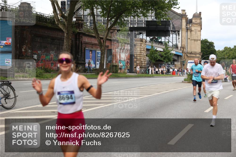 29.06.2025 - hella hamburg halbmarathon Yannick Fuchs http://msf.ph/oto/8267625 29.06.2025 10:36:48 20KM 1169, 1209, 1256, 1312, 1700, 1903, 1962, 2233, 3523, 4823, 5436, 5682, 6639, 6721, 6770, 7105, 7116, 7363, 7693, 7765, 8694, 9365, 12098, 13446, 13483, 13709, 13725, 14811, 15095, 15175, 15270, 15654, 15846, 16281, 16507, 16626, 16660, 17016, 17363, 17637, 17864, 17926, 18330, 18559, 18920 meine-sportfotos.de