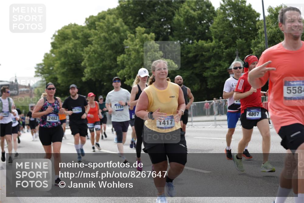29.06.2025 - hella hamburg halbmarathon Jannik Wohlers http://msf.ph/oto/8267647 29.06.2025 10:33:36 Lombardsbrücke 1417, 1705, 1787, 2265, 2482, 2496, 2526, 2933, 3264, 3340, 3345, 3829, 3848, 4479, 4807, 4942, 5561, 5566, 5584, 5691, 6364, 6515, 6516, 6956, 7027, 7565, 8202, 8277, 8375, 8377, 8383, 8401, 9094, 9875, 9995, 10007, 10071, 10800, 11092, 11111, 11237, 11432, 11642, 11668, 12330, 12562, 13401, 13485, 13535, 13741, 13934, 14032, 14058, 14873, 14919, 15792, 15845, 16115, 16578, 17440, 17953, 18044, 19145, 19164 meine-sportfotos.de