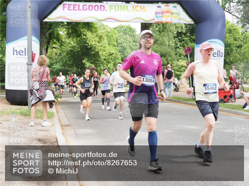 29.06.2025 - hella hamburg halbmarathon MichiJ http://msf.ph/oto/8267653 29.06.2025 10:55:00 Zwischen KM18-KM19 2594, 2852, 4494, 6014, 6089, 6181, 7741, 9527, 12556, 13054, 15462, 16186 meine-sportfotos.de
