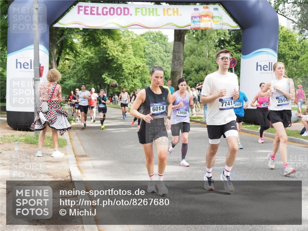 29.06.2025 - hella hamburg halbmarathon MichiJ http://msf.ph/oto/8267680 29.06.2025 10:55:02 Zwischen KM18-KM19 1785, 2594, 2852, 4950, 5670, 6014, 7741, 8217, 9527, 10343, 12556, 13054, 15462 meine-sportfotos.de