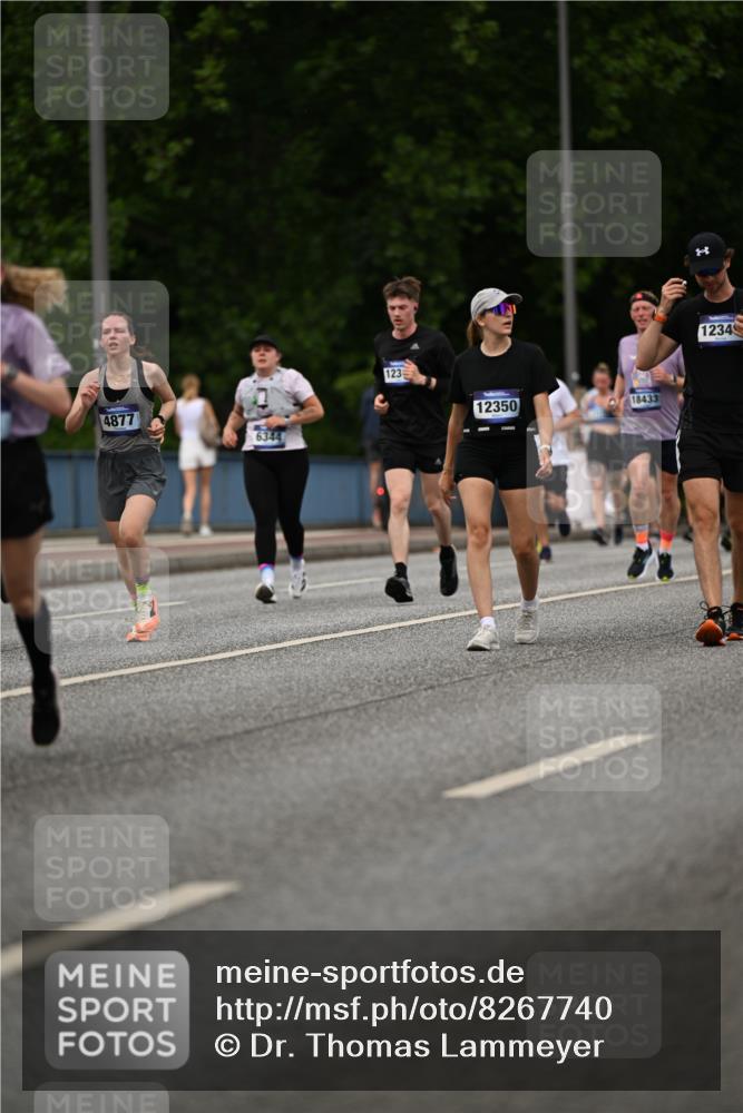 29.06.2025 - hella hamburg halbmarathon Dr. Thomas Lammeyer http://msf.ph/oto/8267740 29.06.2025 10:35:44 Kennedybrücke 1235, 1844, 2672, 2831, 2832, 3358, 3396, 3424, 3571, 3681, 4877, 4953, 5165, 5350, 5846, 5965, 6160, 6344, 6573, 6640, 7120, 7295, 7334, 7816, 8304, 8806, 9078, 9104, 9183, 9478, 9882, 9883, 10148, 10240, 10421, 10435, 10653, 11178 meine-sportfotos.de
