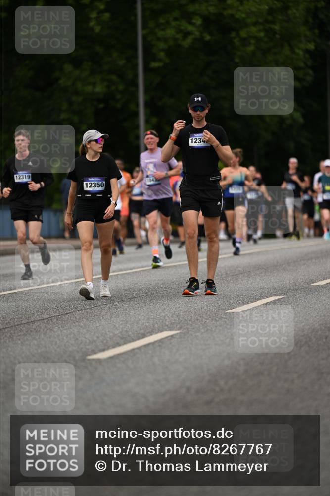 29.06.2025 - hella hamburg halbmarathon Dr. Thomas Lammeyer http://msf.ph/oto/8267767 29.06.2025 10:35:45 Kennedybrücke 1235, 1844, 2672, 2831, 2832, 3358, 3396, 3424, 3571, 3681, 4877, 4953, 5165, 5350, 5846, 5965, 6160, 6344, 6573, 6640, 7295, 7334, 7816, 8304, 8538, 8806, 9078, 9104, 9183, 9478, 9882, 9883, 10148, 10240, 10421, 10435, 10653, 11178 meine-sportfotos.de