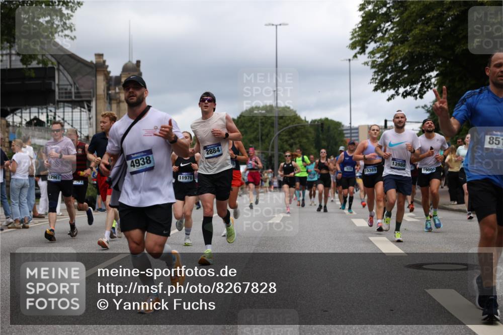 29.06.2025 - hella hamburg halbmarathon Yannick Fuchs http://msf.ph/oto/8267828 29.06.2025 10:48:53 20KM 1125, 1327, 1496, 1506, 1628, 2029, 2119, 2448, 2474, 2561, 2771, 2884, 2955, 3041, 3652, 3791, 3794, 3945, 4029, 4231, 4616, 4868, 4903, 4938, 5319, 6355, 6433, 6443, 6587, 6891, 6938, 8487, 8514, 8618, 8698, 8973, 10191, 10192, 10368, 10376, 11184, 11333, 11568, 11747, 11797, 11799, 11976, 12186, 12526, 12584, 12961, 13267, 13988, 14036, 14175, 14592, 14638, 14834, 14845, 14948, 15389, 15854, 15868, 15896, 16047, 16110, 16327, 17842, 18031, 18380 meine-sportfotos.de
