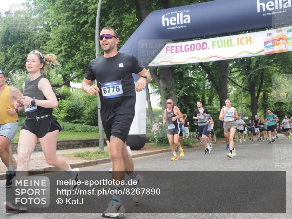 29.06.2025 - hella hamburg halbmarathon KatJ http://msf.ph/oto/8267890 29.06.2025 10:39:23 Zwischen KM18-KM19 3426, 4635, 5116, 5607, 6776, 7409 meine-sportfotos.de