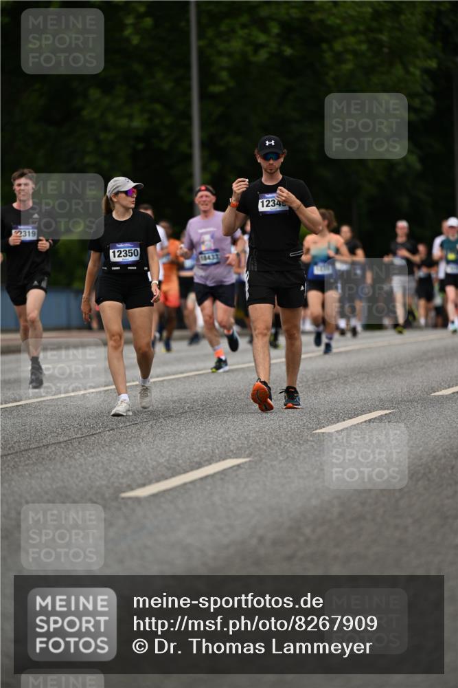 29.06.2025 - hella hamburg halbmarathon Dr. Thomas Lammeyer http://msf.ph/oto/8267909 29.06.2025 10:35:45 Kennedybrücke 1235, 1844, 2672, 2831, 2832, 3358, 3396, 3424, 3571, 3681, 4877, 4953, 5165, 5350, 5846, 5965, 6160, 6344, 6573, 6640, 7295, 7334, 7816, 8304, 8538, 8806, 9078, 9104, 9183, 9478, 9882, 9883, 10148, 10240, 10421, 10435, 10653, 11178 meine-sportfotos.de