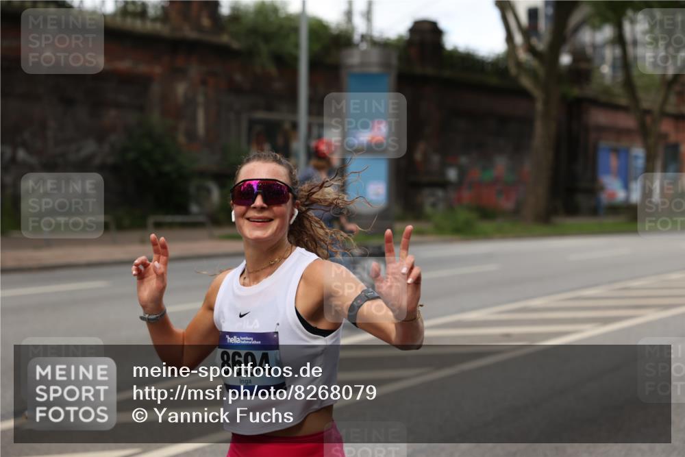 29.06.2025 - hella hamburg halbmarathon Yannick Fuchs http://msf.ph/oto/8268079 29.06.2025 10:36:49 20KM 1169, 1209, 1256, 1312, 1700, 1903, 1962, 2233, 3523, 4823, 5436, 5682, 6639, 6721, 6770, 7105, 7116, 7363, 7693, 7765, 7865, 8694, 9365, 10216, 12098, 13446, 13483, 13709, 13725, 14811, 15095, 15175, 15270, 15654, 16281, 16507, 16626, 16660, 17000, 17016, 17363, 17637, 17864, 17926, 18330, 18559, 18920 meine-sportfotos.de