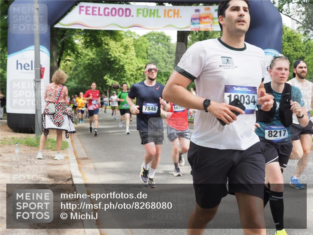 29.06.2025 - hella hamburg halbmarathon MichiJ http://msf.ph/oto/8268080 29.06.2025 10:55:07 Zwischen KM18-KM19 1785, 4950, 5670, 7741, 7846, 8217, 9173, 9781, 10343, 10709, 12556, 14785, 19034 meine-sportfotos.de