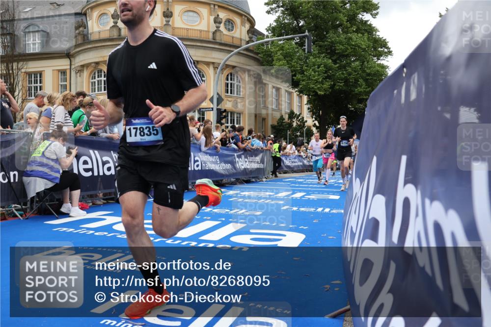 29.06.2025 - hella hamburg halbmarathon Strokosch-Dieckow http://msf.ph/oto/8268095 29.06.2025 10:45:49 Ziel 3477, 4277, 4345, 4854, 5047, 6290, 6532, 7385, 8577, 8871, 10792, 11821, 13975, 14374, 14911, 15149, 16617, 16624, 17332, 17835, 18185, 19116 meine-sportfotos.de