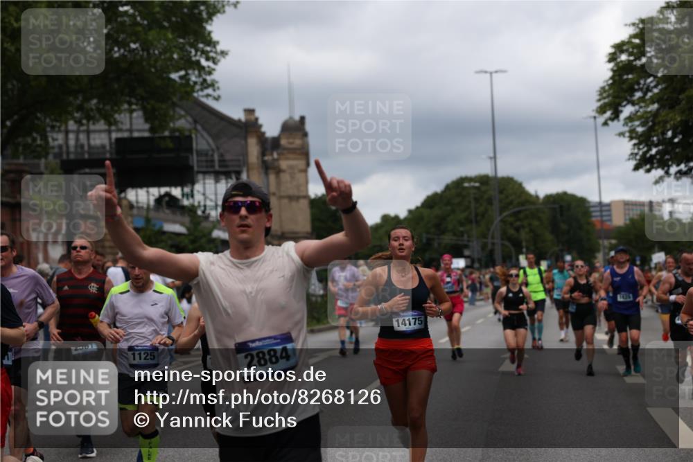 29.06.2025 - hella hamburg halbmarathon Yannick Fuchs http://msf.ph/oto/8268126 29.06.2025 10:48:54 20KM 1125, 1327, 1496, 1506, 1628, 2029, 2119, 2448, 2474, 2561, 2771, 2884, 2955, 3041, 3652, 3791, 3794, 3945, 4029, 4231, 4616, 4868, 4903, 4938, 5319, 6355, 6433, 6443, 6587, 6891, 6938, 8487, 8514, 8618, 8973, 10191, 10192, 10368, 10376, 11184, 11333, 11568, 11747, 11797, 11799, 11976, 12186, 12526, 12584, 12961, 13267, 13988, 14036, 14175, 14592, 14638, 14834, 14845, 14948, 15389, 15854, 15868, 15896, 16047, 16110, 16327, 17842, 18031, 18380 meine-sportfotos.de