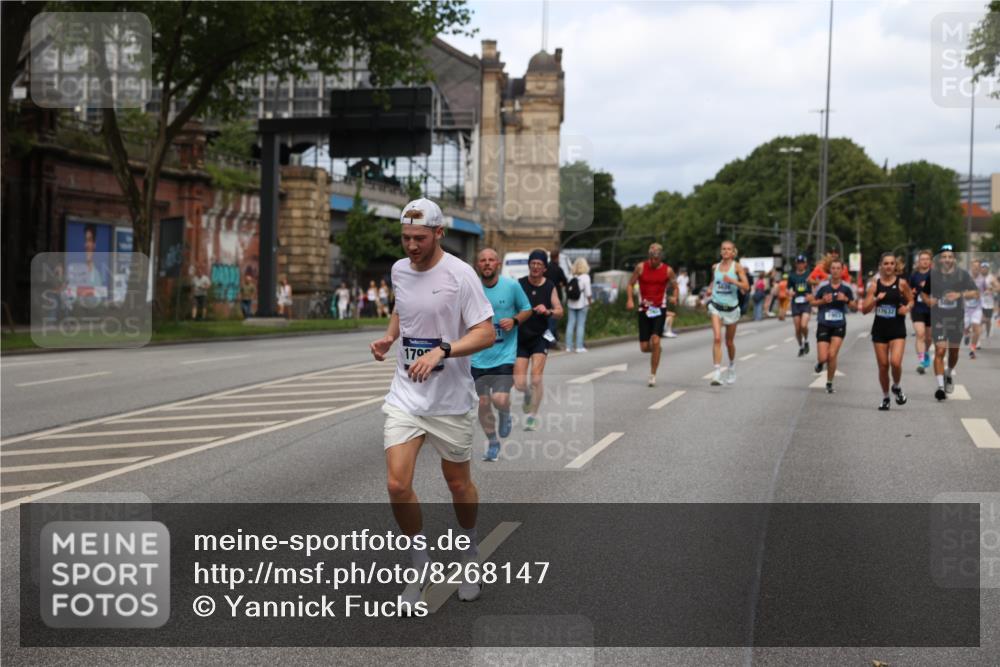 29.06.2025 - hella hamburg halbmarathon Yannick Fuchs http://msf.ph/oto/8268147 29.06.2025 10:36:49 20KM 1169, 1209, 1256, 1312, 1700, 1903, 1962, 2233, 3523, 4823, 5436, 5682, 6639, 6721, 6770, 7105, 7116, 7363, 7693, 7765, 7865, 8694, 9365, 10216, 12098, 13446, 13483, 13709, 13725, 14811, 15095, 15175, 15270, 15654, 16281, 16507, 16626, 16660, 17000, 17016, 17363, 17637, 17864, 17926, 18330, 18559, 18920 meine-sportfotos.de