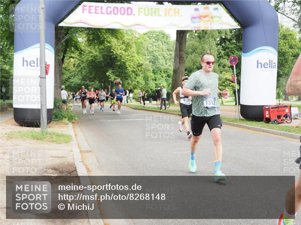 29.06.2025 - hella hamburg halbmarathon MichiJ http://msf.ph/oto/8268148 29.06.2025 10:30:51 Zwischen KM18-KM19 1312, 5682, 6770, 9833, 10469, 13446, 13709, 15270, 16084, 16660, 17016 meine-sportfotos.de