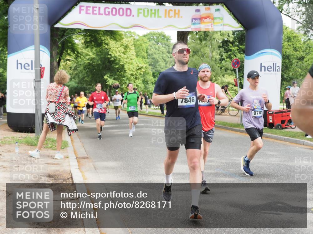 29.06.2025 - hella hamburg halbmarathon MichiJ http://msf.ph/oto/8268171 29.06.2025 10:55:08 Zwischen KM18-KM19 1785, 4950, 5670, 7741, 7846, 8217, 9173, 9366, 9781, 10343, 10709, 11873, 14785, 19034 meine-sportfotos.de