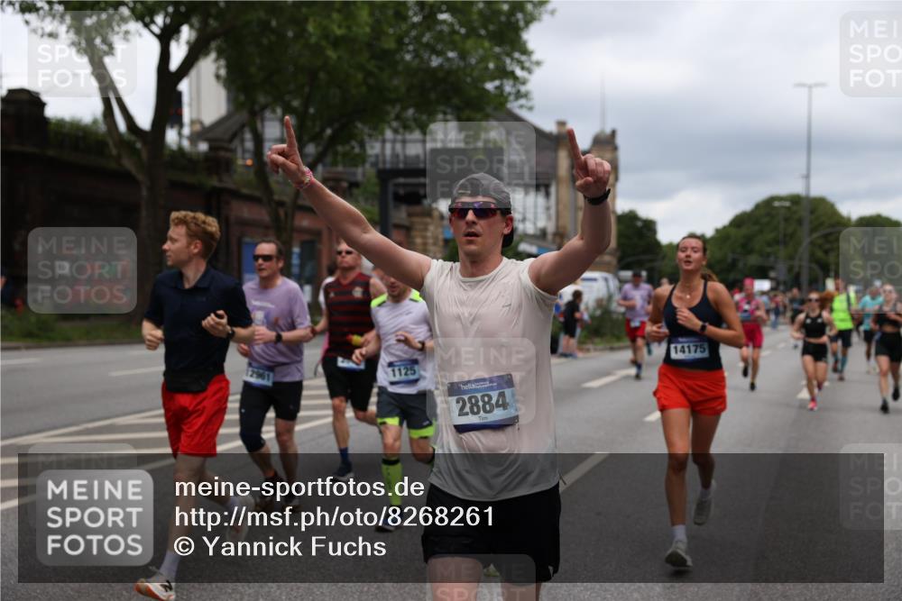 29.06.2025 - hella hamburg halbmarathon Yannick Fuchs http://msf.ph/oto/8268261 29.06.2025 10:48:55 20KM 1125, 1327, 1496, 1506, 1628, 2029, 2119, 2448, 2474, 2561, 2771, 2884, 2955, 3041, 3652, 3791, 3794, 3945, 4029, 4231, 4616, 4868, 4903, 4938, 5319, 6355, 6433, 6443, 6587, 6891, 6938, 8487, 8514, 8618, 8973, 10192, 10368, 10376, 11184, 11333, 11568, 11747, 11797, 11799, 11976, 12186, 12526, 12584, 12961, 13267, 13988, 14036, 14175, 14592, 14638, 14834, 14845, 14948, 15389, 15854, 15868, 15896, 16047, 16110, 16327, 17842, 18031, 18380 meine-sportfotos.de