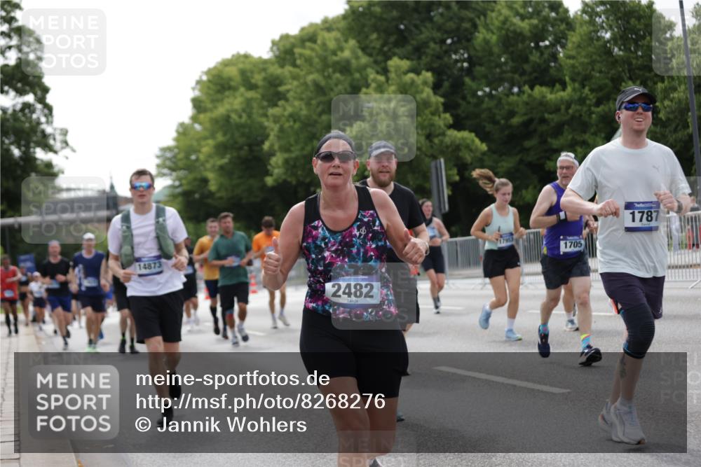 29.06.2025 - hella hamburg halbmarathon Jannik Wohlers http://msf.ph/oto/8268276 29.06.2025 10:33:38 Lombardsbrücke 1417, 1705, 1787, 2265, 2482, 2496, 2526, 2933, 3264, 3340, 3345, 3829, 3848, 4479, 4807, 5561, 5584, 5691, 6364, 7027, 7565, 8202, 8277, 8375, 8377, 8383, 8401, 9094, 9875, 9995, 10007, 10071, 10800, 11092, 11111, 11432, 11642, 11668, 12165, 12330, 12562, 12896, 13401, 13485, 13934, 14032, 14047, 14058, 14873, 14919, 15792, 15845, 15983, 16115, 16578, 17440, 17789, 17953, 18044, 19145, 19164 meine-sportfotos.de