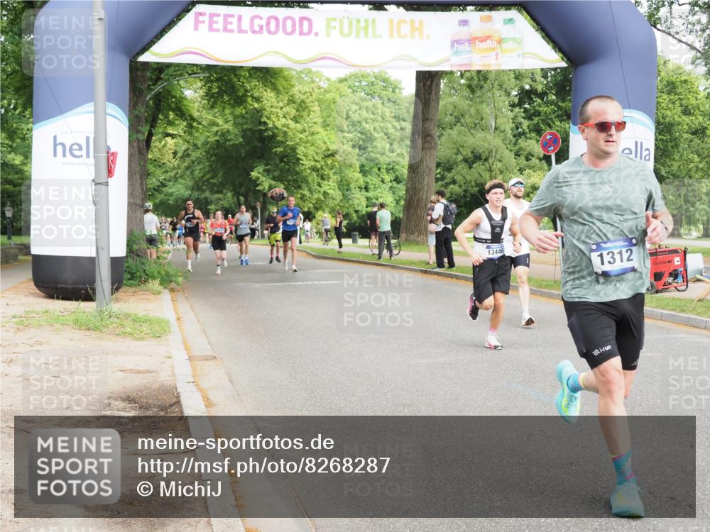 29.06.2025 - hella hamburg halbmarathon MichiJ http://msf.ph/oto/8268287 29.06.2025 10:30:51 Zwischen KM18-KM19 1312, 5682, 6770, 9833, 10469, 13446, 13709, 15270, 16084, 16660, 17016 meine-sportfotos.de