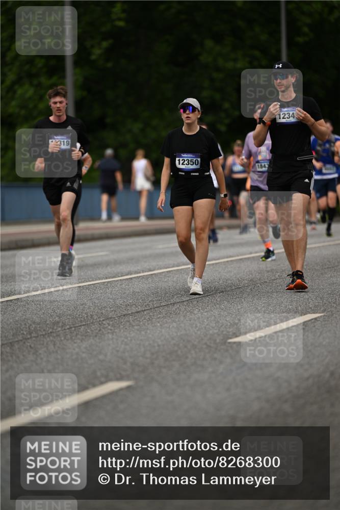 29.06.2025 - hella hamburg halbmarathon Dr. Thomas Lammeyer http://msf.ph/oto/8268300 29.06.2025 10:35:47 Kennedybrücke 1235, 1844, 2672, 2831, 2832, 3358, 3396, 3424, 3571, 3681, 4877, 4953, 5165, 5350, 5846, 5965, 6160, 6344, 6573, 6640, 7295, 7334, 7816, 8304, 8538, 8806, 9078, 9104, 9183, 9478, 9882, 9883, 10148, 10240, 10421, 10435, 10653, 11178 meine-sportfotos.de
