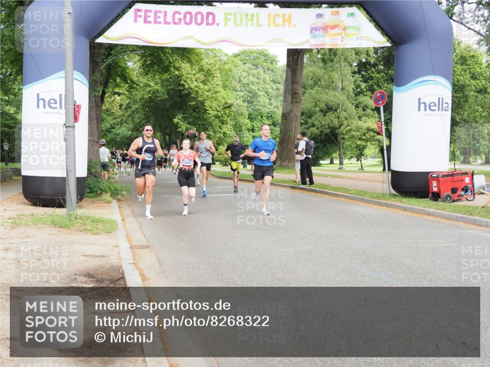 29.06.2025 - hella hamburg halbmarathon MichiJ http://msf.ph/oto/8268322 29.06.2025 10:30:54 Zwischen KM18-KM19 1312, 5682, 13446, 13709, 16660 meine-sportfotos.de