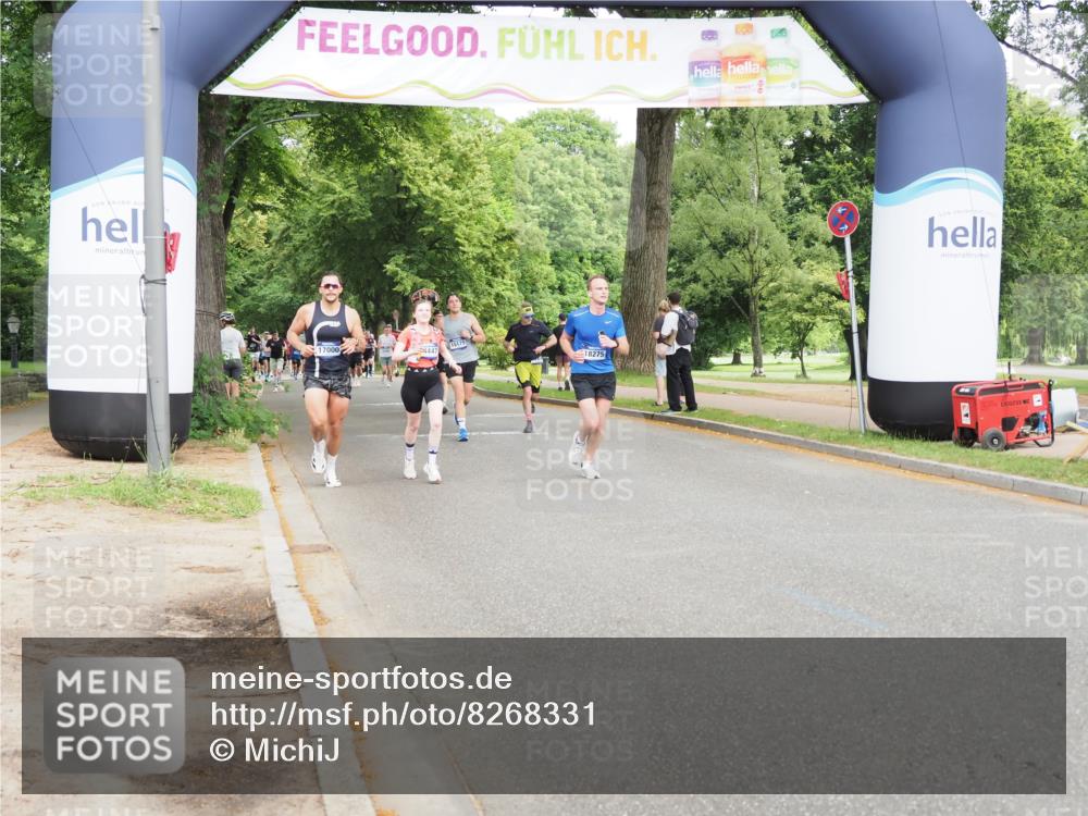 29.06.2025 - hella hamburg halbmarathon MichiJ http://msf.ph/oto/8268331 29.06.2025 10:30:55 Zwischen KM18-KM19 1312, 5682, 13446, 13709, 16660 meine-sportfotos.de