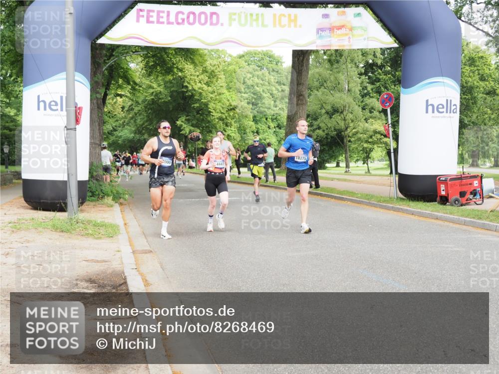 29.06.2025 - hella hamburg halbmarathon MichiJ http://msf.ph/oto/8268469 29.06.2025 10:30:55 Zwischen KM18-KM19 1312, 5682, 13446, 13709, 16660 meine-sportfotos.de