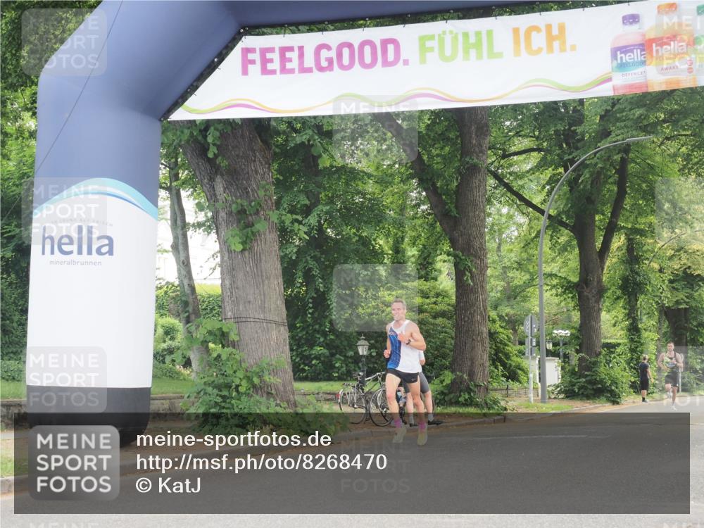 29.06.2025 - hella hamburg halbmarathon KatJ http://msf.ph/oto/8268470 29.06.2025 10:07:25 Zwischen KM18-KM19 3944 meine-sportfotos.de