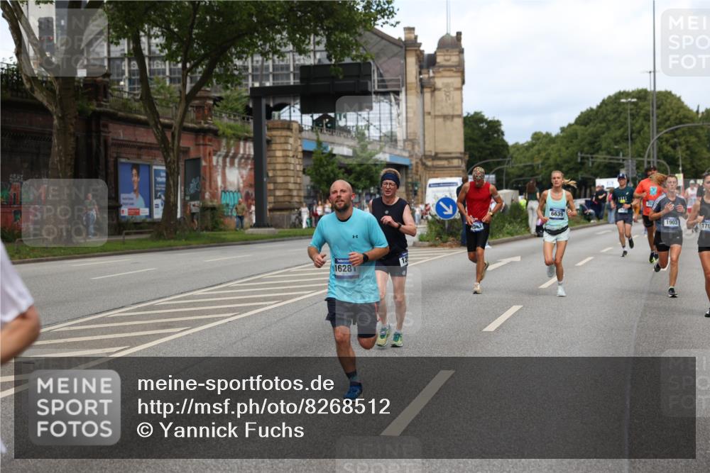 29.06.2025 - hella hamburg halbmarathon Yannick Fuchs http://msf.ph/oto/8268512 29.06.2025 10:36:50 20KM 1169, 1209, 1256, 1312, 1700, 1903, 1962, 2233, 3523, 4823, 5436, 5682, 6639, 6721, 6770, 7116, 7363, 7448, 7693, 7765, 7865, 8694, 9365, 10216, 10469, 12098, 13446, 13483, 13709, 13725, 14811, 15095, 15175, 15270, 15654, 16281, 16295, 16507, 16626, 16660, 17000, 17016, 17363, 17637, 17864, 17926, 18330, 18559, 18920 meine-sportfotos.de