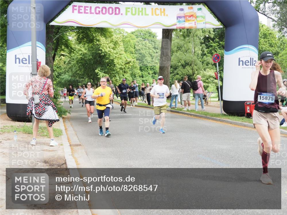 29.06.2025 - hella hamburg halbmarathon MichiJ http://msf.ph/oto/8268547 29.06.2025 10:55:12 Zwischen KM18-KM19 5232, 7846, 9173, 9366, 9781, 10709, 11873, 15875, 17540, 18015, 19034 meine-sportfotos.de
