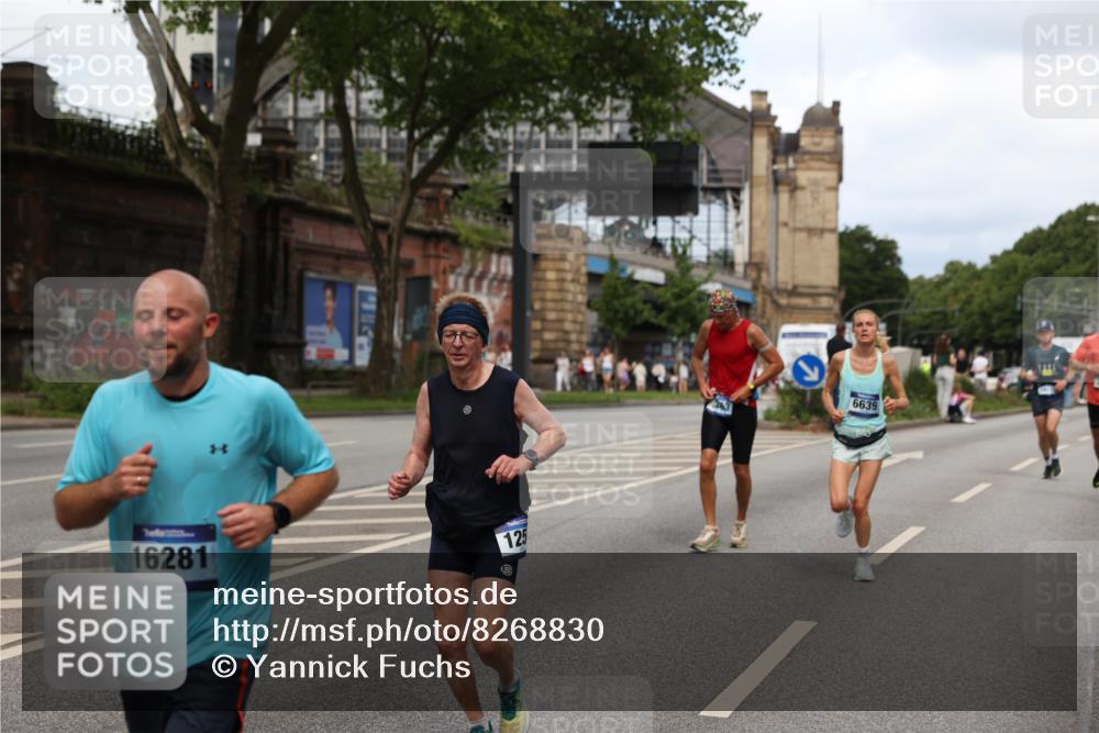 29.06.2025 - hella hamburg halbmarathon Yannick Fuchs http://msf.ph/oto/8268830 29.06.2025 10:36:52 20KM 1209, 1256, 1312, 1700, 1903, 2233, 3523, 4823, 5436, 5682, 6639, 6721, 6770, 7363, 7448, 7693, 7765, 7865, 8694, 10216, 10469, 12098, 13446, 13483, 13709, 13725, 14811, 15095, 15175, 15270, 15654, 16281, 16295, 16507, 16626, 16660, 17000, 17016, 17363, 17637, 17864, 17926, 18330, 18559, 18920 meine-sportfotos.de
