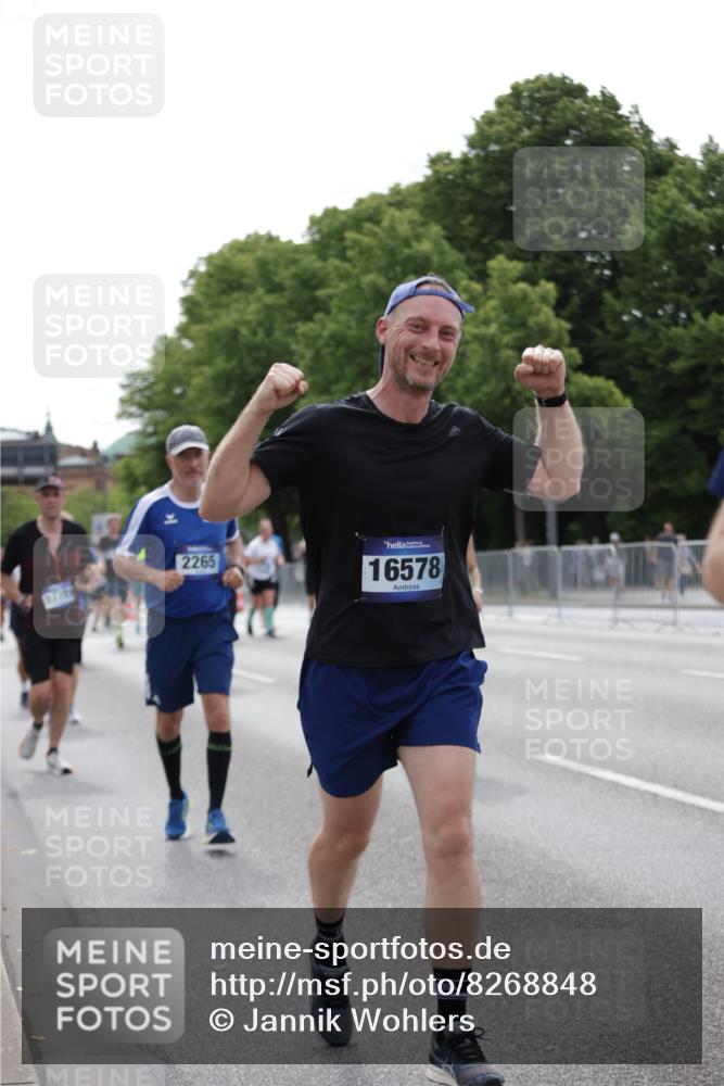 29.06.2025 - hella hamburg halbmarathon Jannik Wohlers http://msf.ph/oto/8268848 29.06.2025 10:33:45 Lombardsbrücke 1705, 1787, 2265, 2464, 2496, 2526, 2933, 3145, 3829, 3848, 4807, 4824, 4826, 5561, 5584, 7324, 7329, 8277, 8349, 10360, 10800, 11432, 11642, 11668, 12165, 12330, 12896, 13401, 13437, 13485, 14047, 14058, 14873, 14919, 15792, 15793, 15845, 15983, 16115, 16578, 17105, 17440, 17789, 17953, 18044, 19145, 19164 meine-sportfotos.de