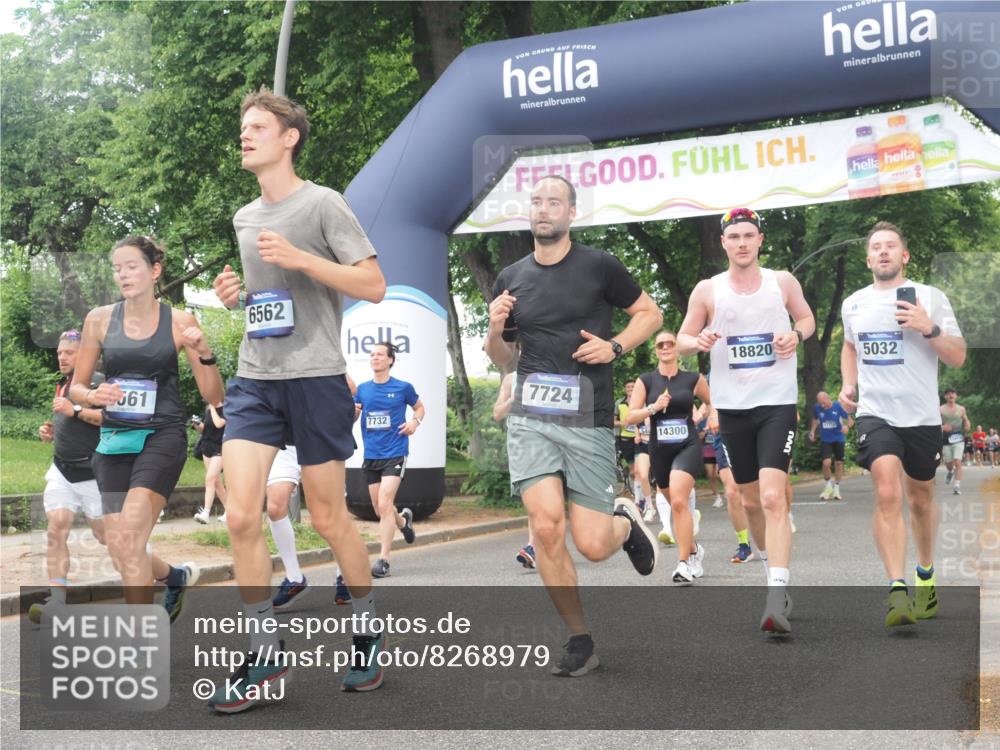 29.06.2025 - hella hamburg halbmarathon KatJ http://msf.ph/oto/8268979 29.06.2025 10:39:30 Zwischen KM18-KM19 2396, 3426, 4558, 4635, 4814, 4839, 5032, 5116, 5607, 6562, 7724, 8661, 8710, 8720 meine-sportfotos.de