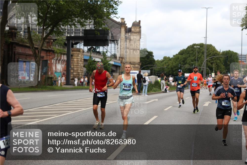29.06.2025 - hella hamburg halbmarathon Yannick Fuchs http://msf.ph/oto/8268980 29.06.2025 10:36:52 20KM 1209, 1256, 1312, 1700, 1903, 2233, 3523, 4823, 5436, 5682, 6639, 6721, 6770, 7363, 7448, 7693, 7765, 7865, 8694, 10216, 10469, 12098, 13446, 13483, 13709, 13725, 14811, 15095, 15175, 15270, 15654, 16281, 16295, 16507, 16626, 16660, 17000, 17016, 17363, 17637, 17864, 17926, 18330, 18559, 18920 meine-sportfotos.de