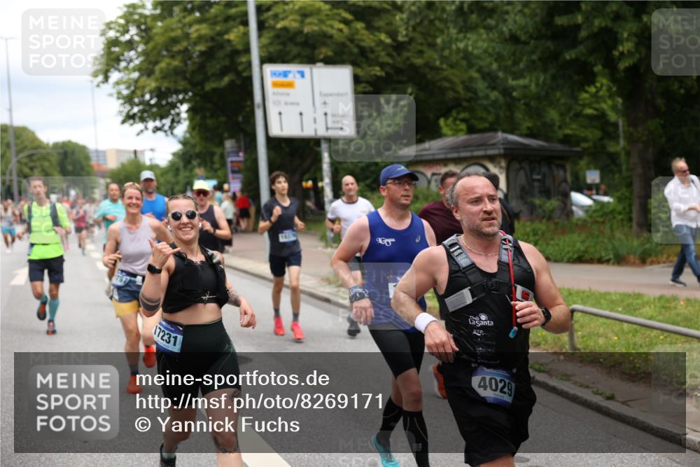 29.06.2025 - hella hamburg halbmarathon Yannick Fuchs http://msf.ph/oto/8269171 29.06.2025 10:48:58 20KM 1125, 1506, 1628, 2029, 2119, 2252, 2448, 2561, 2771, 2884, 2955, 3041, 3652, 3945, 4029, 4231, 4616, 4868, 4903, 4938, 5319, 6355, 6433, 6587, 6891, 6938, 8487, 8514, 8618, 8973, 10044, 10368, 10376, 11184, 11333, 11568, 11747, 11797, 11799, 11976, 12483, 12526, 12584, 12961, 13267, 13988, 14036, 14175, 14592, 14638, 14834, 14845, 14909, 14948, 15389, 15854, 15868, 15896, 16047, 16110, 16327, 17842, 18031, 18190, 18380 meine-sportfotos.de