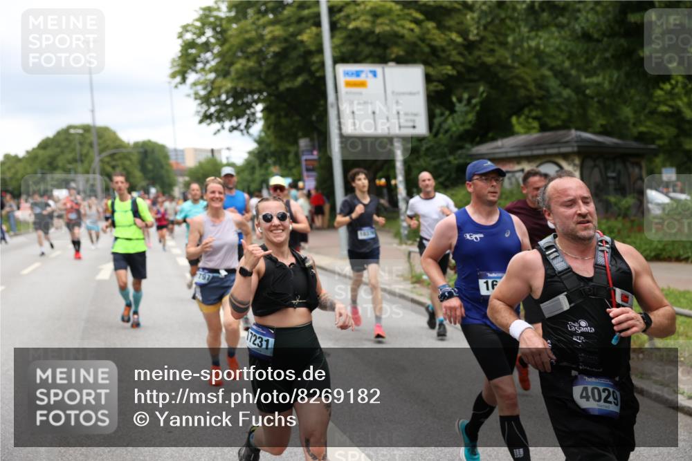 29.06.2025 - hella hamburg halbmarathon Yannick Fuchs http://msf.ph/oto/8269182 29.06.2025 10:48:58 20KM 1125, 1506, 1628, 2029, 2119, 2252, 2448, 2561, 2771, 2884, 2955, 3041, 3652, 3945, 4029, 4231, 4616, 4868, 4903, 4938, 5319, 6355, 6433, 6587, 6891, 6938, 8487, 8514, 8618, 8973, 10044, 10368, 10376, 11184, 11333, 11568, 11747, 11797, 11799, 11976, 12483, 12526, 12584, 12961, 13267, 13988, 14036, 14175, 14592, 14638, 14834, 14845, 14909, 14948, 15389, 15854, 15868, 15896, 16047, 16110, 16327, 17842, 18031, 18190, 18380 meine-sportfotos.de