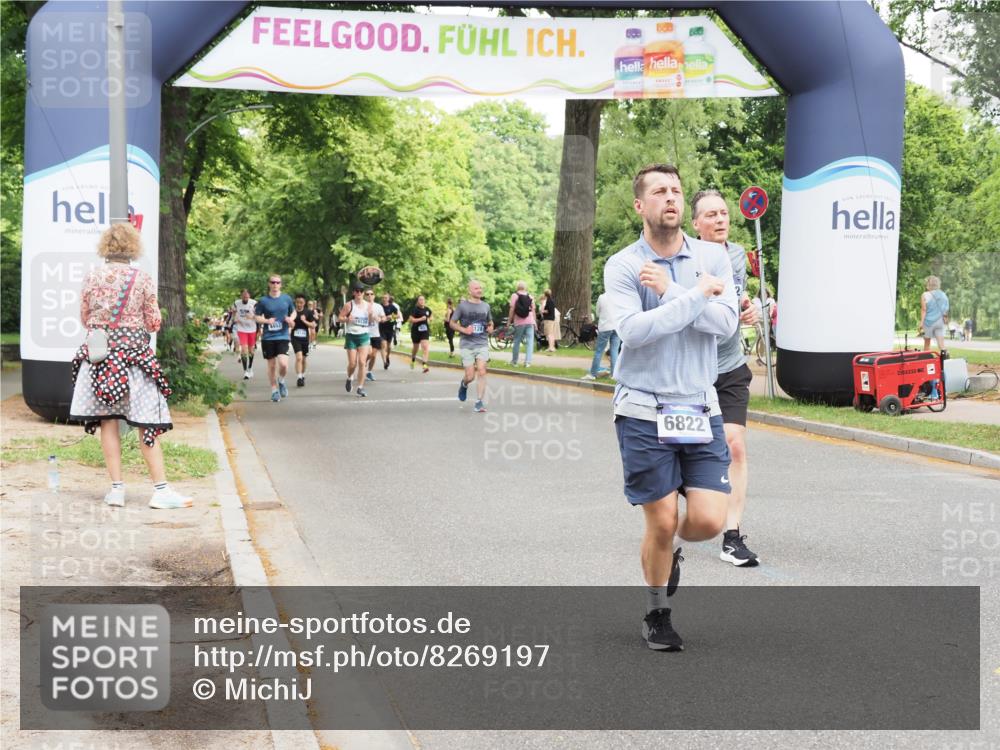 29.06.2025 - hella hamburg halbmarathon MichiJ http://msf.ph/oto/8269197 29.06.2025 10:55:24 Zwischen KM18-KM19 2712, 4032, 6822, 8147, 9253, 9886, 17113, 17746, 18042, 18236, 18555 meine-sportfotos.de