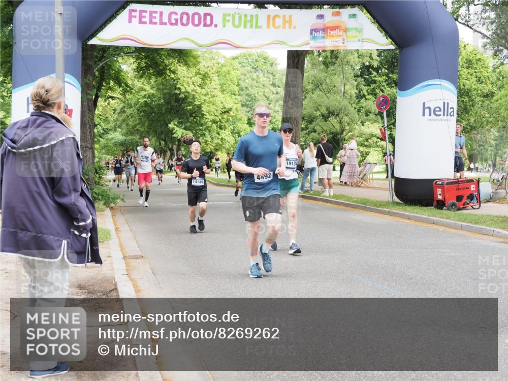 29.06.2025 - hella hamburg halbmarathon MichiJ http://msf.ph/oto/8269262 29.06.2025 10:55:29 Zwischen KM18-KM19 2712, 4492, 6822, 8147, 9128, 14149, 17746, 18042, 19134 meine-sportfotos.de