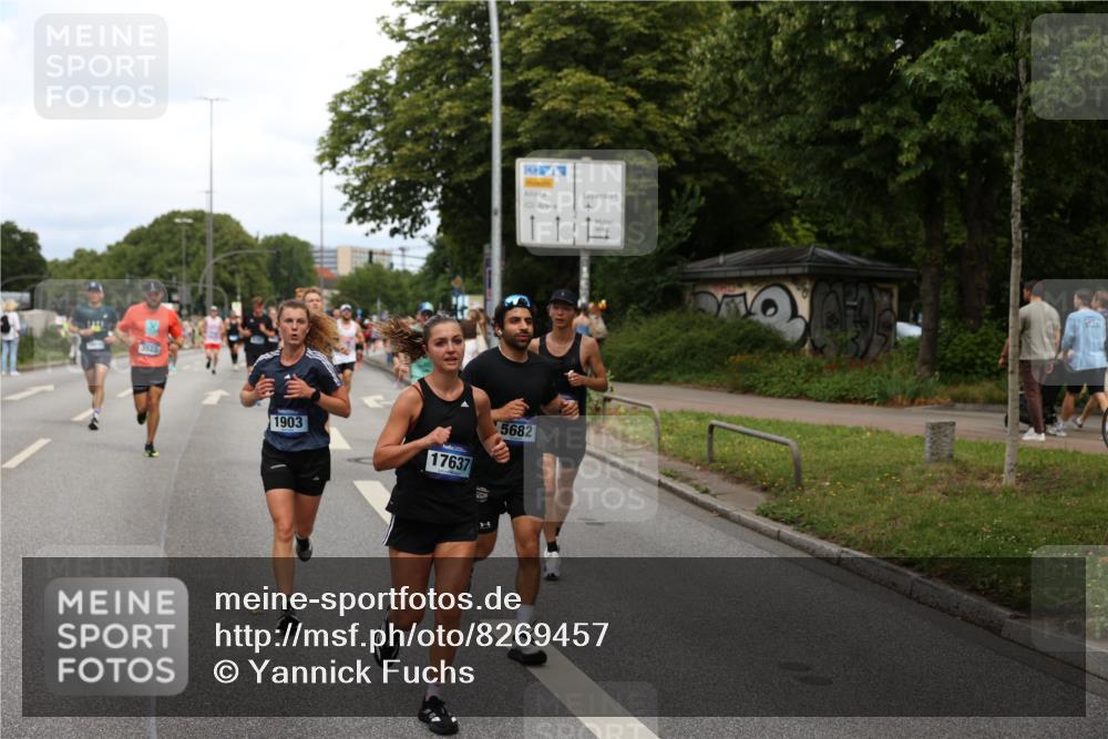29.06.2025 - hella hamburg halbmarathon Yannick Fuchs http://msf.ph/oto/8269457 29.06.2025 10:36:53 20KM 1209, 1256, 1312, 1700, 1903, 2233, 3523, 4823, 5436, 5682, 6639, 6721, 6770, 7035, 7363, 7448, 7693, 7734, 7765, 7865, 8694, 10216, 10469, 12098, 13446, 13483, 13709, 13725, 14811, 15095, 15175, 15270, 15654, 16281, 16295, 16507, 16626, 16660, 17000, 17016, 17363, 17637, 17864, 17926, 18330, 18559, 18920 meine-sportfotos.de