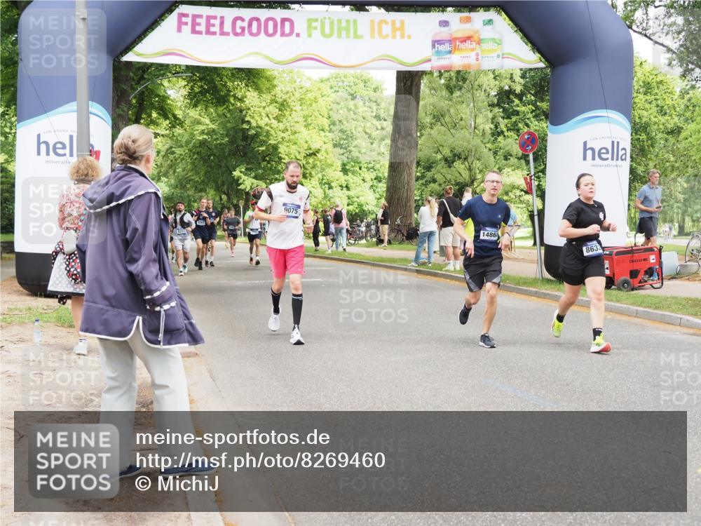 29.06.2025 - hella hamburg halbmarathon MichiJ http://msf.ph/oto/8269460 29.06.2025 10:55:33 Zwischen KM18-KM19 4492, 8632, 9075, 9128, 14149, 14868, 15697, 19134 meine-sportfotos.de