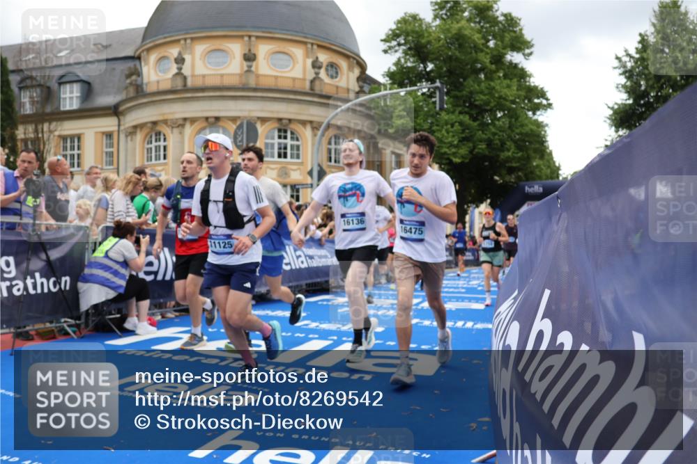 29.06.2025 - hella hamburg halbmarathon Strokosch-Dieckow http://msf.ph/oto/8269542 29.06.2025 10:46:11 Ziel 1569, 1759, 2048, 2590, 2707, 3056, 3087, 4949, 6388, 7450, 7961, 9497, 9585, 10796, 11094, 11125, 13630, 14200, 14262, 16136, 16466, 16475, 17190, 18702, 18797 meine-sportfotos.de