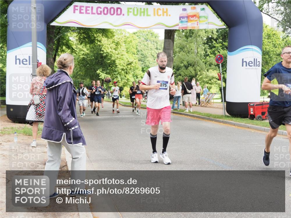 29.06.2025 - hella hamburg halbmarathon MichiJ http://msf.ph/oto/8269605 29.06.2025 10:55:34 Zwischen KM18-KM19 4492, 8632, 9075, 9128, 14149, 14868, 15697, 19134 meine-sportfotos.de