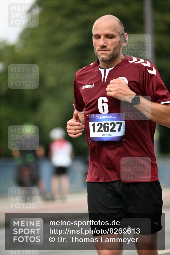 29.06.2025 - hella hamburg halbmarathon Dr. Thomas Lammeyer http://msf.ph/oto/8269613 29.06.2025 10:35:50 Kennedybrücke 1235, 1844, 2672, 2831, 2832, 3358, 3396, 3424, 3571, 3681, 4877, 4953, 5165, 5350, 5496, 5846, 5965, 6160, 6344, 6573, 7295, 7334, 7816, 8304, 8538, 8806, 9078, 9104, 9183, 9478, 9882, 9883, 10240, 10421, 10435, 10653, 11178 meine-sportfotos.de