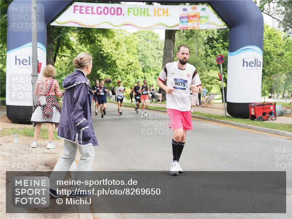 29.06.2025 - hella hamburg halbmarathon MichiJ http://msf.ph/oto/8269650 29.06.2025 10:55:34 Zwischen KM18-KM19 4492, 8632, 9075, 9128, 14149, 14868, 15697, 19134 meine-sportfotos.de
