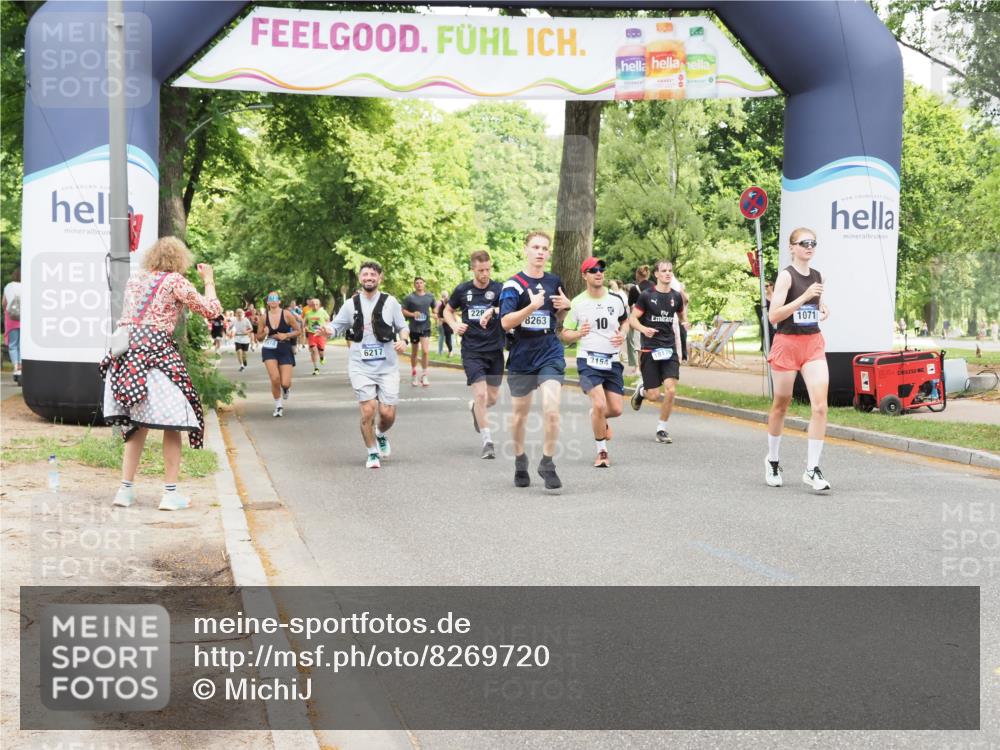 29.06.2025 - hella hamburg halbmarathon MichiJ http://msf.ph/oto/8269720 29.06.2025 10:55:37 Zwischen KM18-KM19 1071, 3154, 4492, 8263, 8632, 9075, 14868, 15697, 18176 meine-sportfotos.de