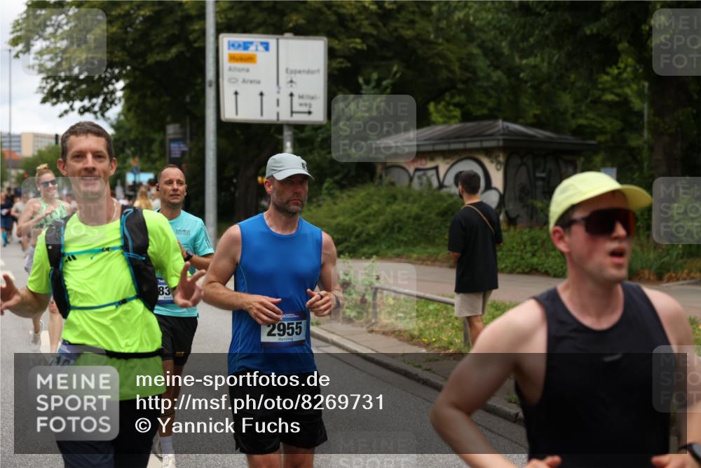 29.06.2025 - hella hamburg halbmarathon Yannick Fuchs http://msf.ph/oto/8269731 29.06.2025 10:49:01 20KM 1125, 1506, 1628, 2029, 2119, 2252, 2448, 2561, 2884, 2955, 3256, 3652, 4029, 4616, 4868, 4903, 4938, 5021, 5319, 6355, 6433, 6587, 6891, 6938, 8487, 8618, 8973, 10044, 10368, 10376, 11184, 11333, 11568, 11797, 11799, 11976, 12483, 12526, 12584, 12961, 13267, 13988, 14175, 14750, 14834, 14845, 14909, 15389, 15854, 15868, 15896, 16047, 16110, 16327, 17842, 18031, 18190, 18380 meine-sportfotos.de