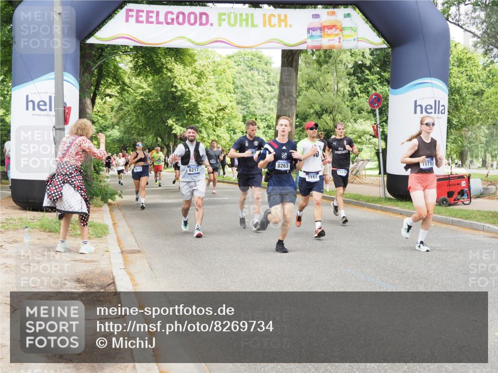 29.06.2025 - hella hamburg halbmarathon MichiJ http://msf.ph/oto/8269734 29.06.2025 10:55:37 Zwischen KM18-KM19 1071, 3154, 4492, 8263, 8632, 9075, 14868, 15697, 18176 meine-sportfotos.de