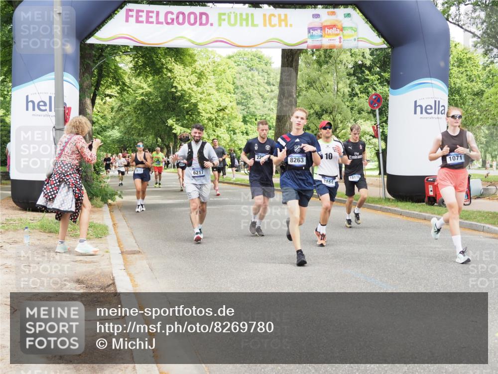 29.06.2025 - hella hamburg halbmarathon MichiJ http://msf.ph/oto/8269780 29.06.2025 10:55:38 Zwischen KM18-KM19 1071, 3154, 6217, 8263, 8632, 9075, 14868, 15697, 18176 meine-sportfotos.de