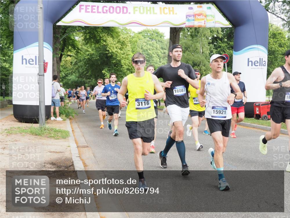 29.06.2025 - hella hamburg halbmarathon MichiJ http://msf.ph/oto/8269794 29.06.2025 10:31:10 Zwischen KM18-KM19 1353, 2233, 3116, 3697, 7448, 9371, 14201, 14210, 15233, 15301, 15921, 16626, 17363, 17733, 17864, 17911, 18274, 18632, 18920, 18987, 19090 meine-sportfotos.de