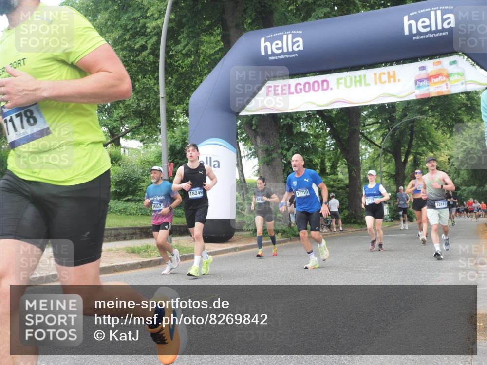 29.06.2025 - hella hamburg halbmarathon KatJ http://msf.ph/oto/8269842 29.06.2025 10:39:35 Zwischen KM18-KM19 1683, 2364, 4121, 4814, 4839, 5032, 5482, 6562, 6657, 7178, 7724, 7732, 8172, 8661, 8710 meine-sportfotos.de