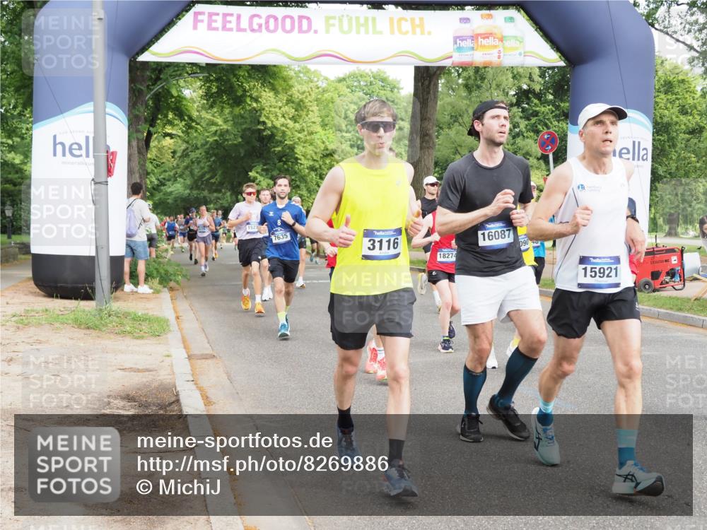 29.06.2025 - hella hamburg halbmarathon MichiJ http://msf.ph/oto/8269886 29.06.2025 10:31:10 Zwischen KM18-KM19 1353, 2233, 3116, 3697, 7448, 9371, 14201, 14210, 15233, 15301, 15921, 16626, 17363, 17733, 17864, 17911, 18274, 18632, 18920, 18987, 19090 meine-sportfotos.de